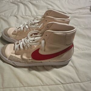 Nike Blazer (size 11)